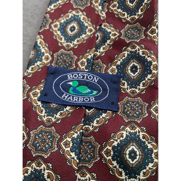 Boston Harbor Geo Pattern Burgendy Green Gold Silk Necktie Tie - Picture 3 of 5